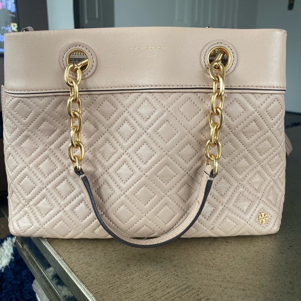 ❌SOLD❌Tory Burch Small Fleming Tote!